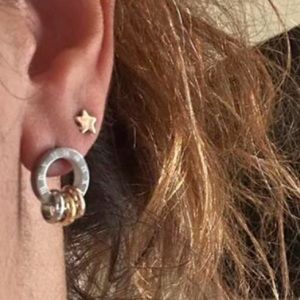 Beautiful 1pair Three-Layered Roman Numeral Circle Earrings With Titanium Steel